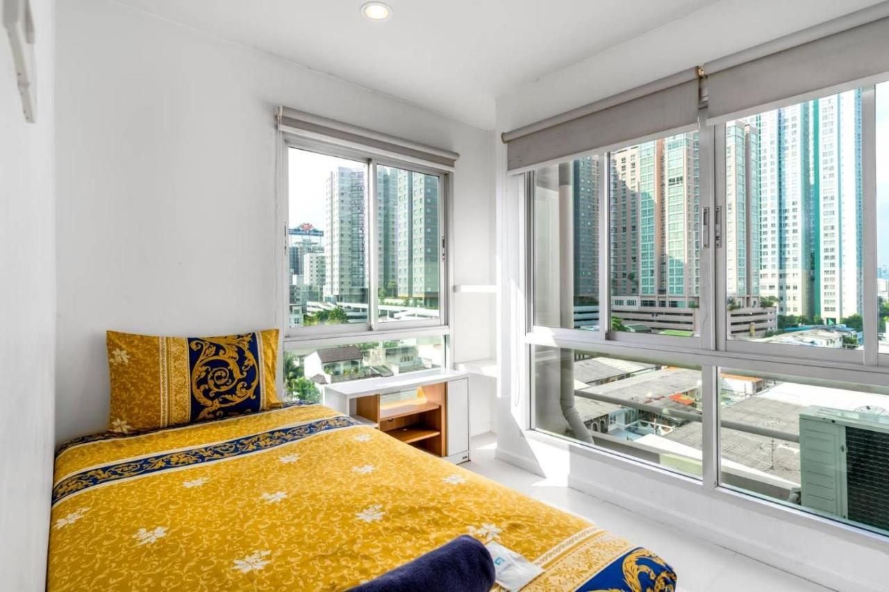 Right Place Sathorn Bangkok Exterior photo