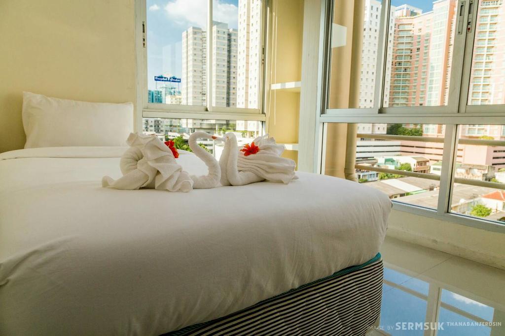 Right Place Sathorn Bangkok Exterior photo